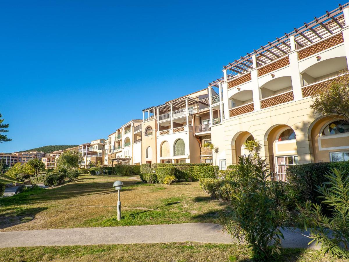 Apartment Village Cap Esterel - Le Village-68 By Interhome Saint-Raphaël Dış mekan fotoğraf