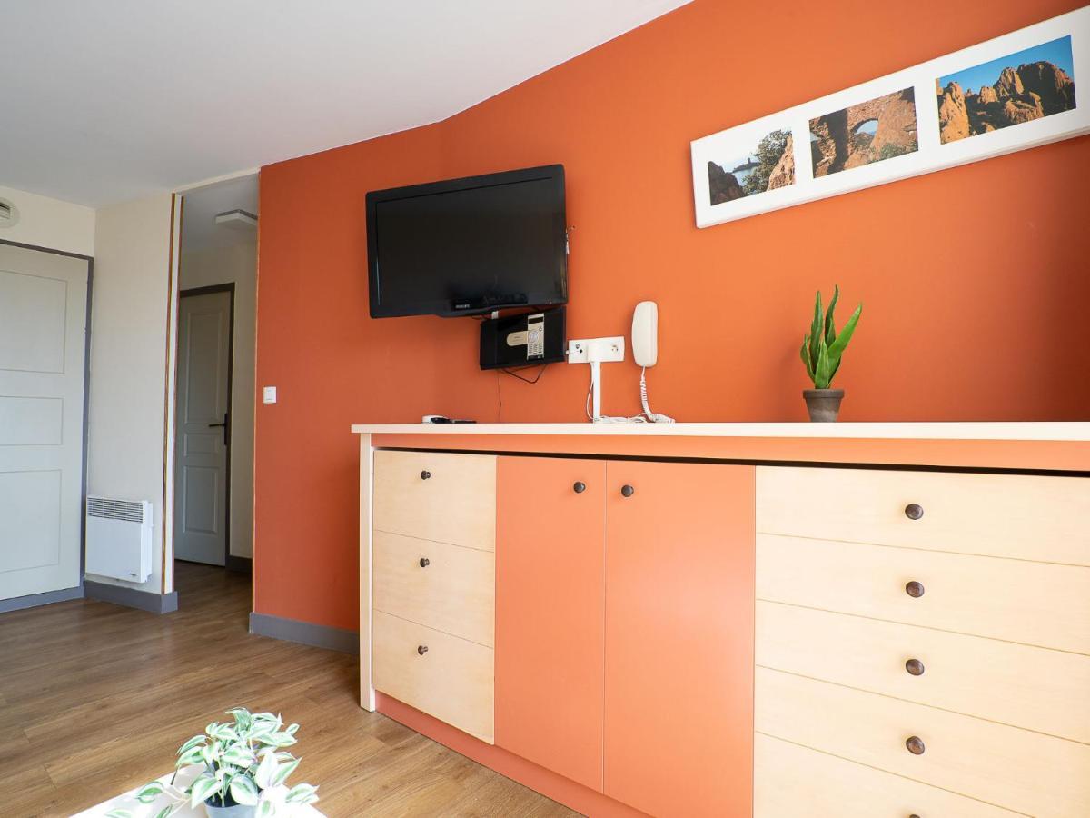 Apartment Village Cap Esterel - Le Village-68 By Interhome Saint-Raphaël Dış mekan fotoğraf